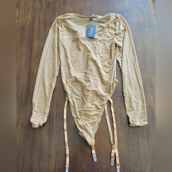 Frederick’s of Hollywood Lola Lee Nude Sheer Bodysuit Medium NWT Women’s - Picture 3 of 7
